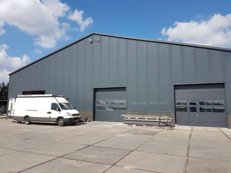 Bedrijfshallen - J.M. Garage- en Bedrijfsdeuren