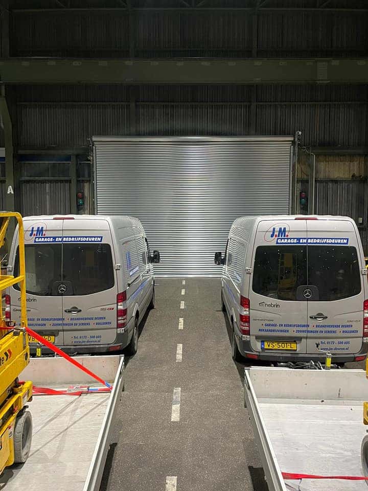 Transportbedrijven - J.M. Garage- en Bedrijfsdeuren